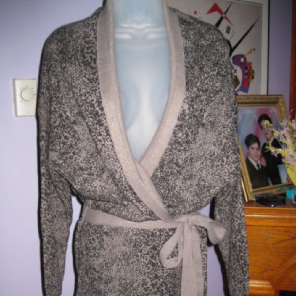 THEME Cheetah Print Cocoon Belted Sweater XS/S NEW